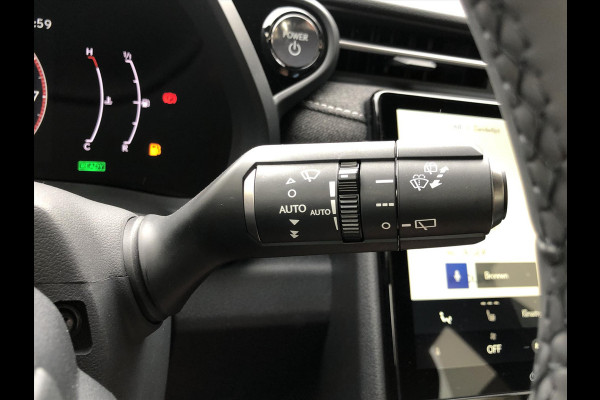 Lexus LBX 1.5 Comfort & Safety Pack | Dodehoekherkenning, Parkeersensoren, Keyless, Stoelverwarming