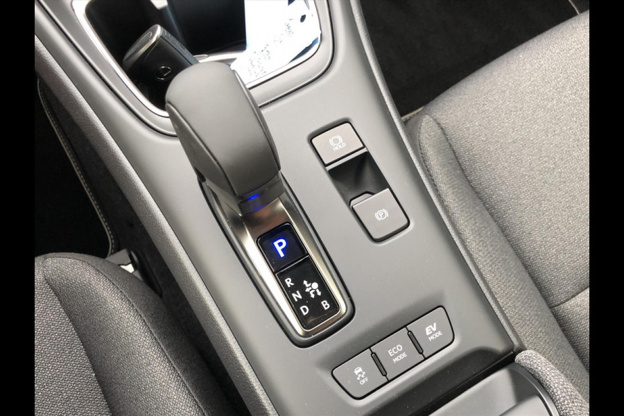 Lexus LBX 1.5 Comfort & Safety Pack | Dodehoekherkenning, Parkeersensoren, Keyless, Stoelverwarming
