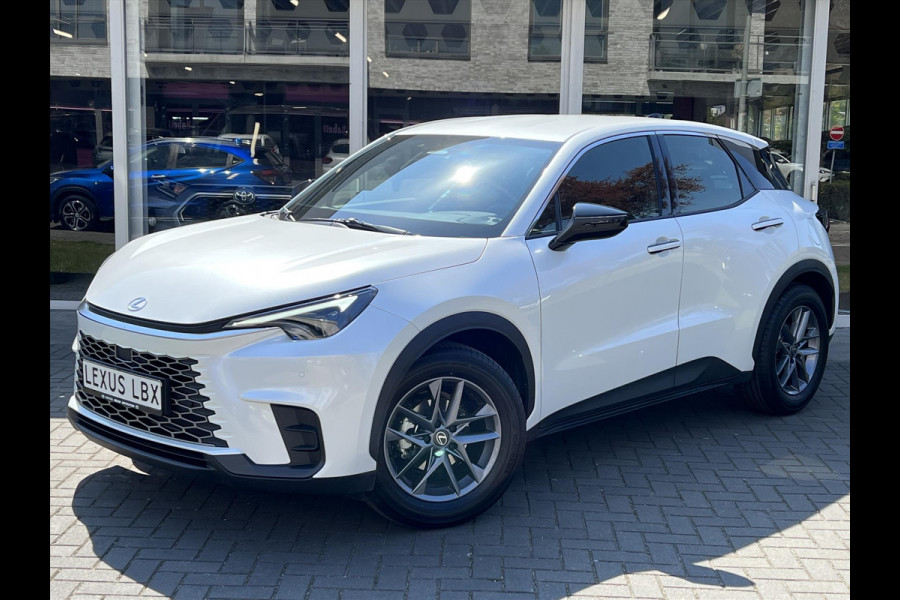 Lexus LBX 1.5 Comfort & Safety Pack | Dodehoekherkenning, Parkeersensoren, Keyless, Stoelverwarming