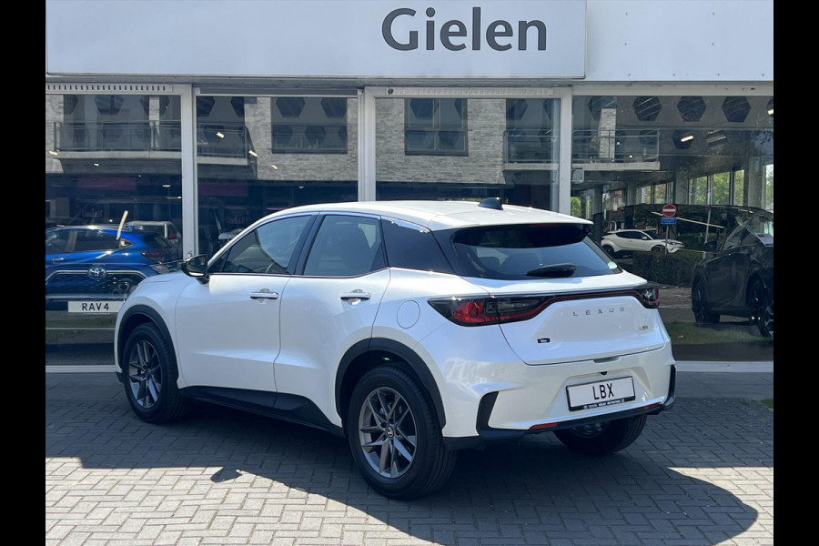 Lexus LBX 1.5 Comfort & Safety Pack | Dodehoekherkenning, Parkeersensoren, Keyless, Stoelverwarming
