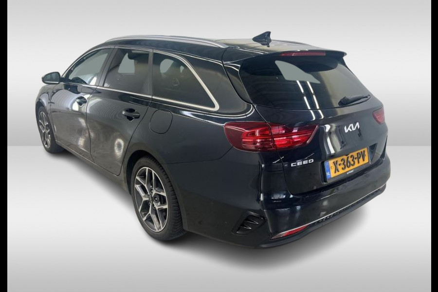 Kia Ceed Sportswagon 1.0 T-GDi 120PK ExecutiveLine / Panorama-schuifdak / 1/2 Leder / Navigatie / Airco-ecc./ Pdc+Camera / Stoel-Stuurverwarming /