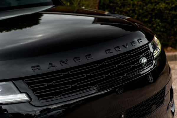 Land Rover Range Rover Sport 3.0 P550e Autobiography Full Option | Trekhaak | Schuifdak | Meridian | Softclose | Massage | 23''