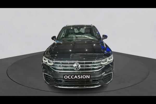 Volkswagen Tiguan 1.5 TSI 150pk DSG R-Line Business+ | Panoramadak | Trekhaak | Stoelverwarming | Keyless