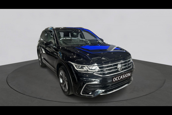 Volkswagen Tiguan 1.5 TSI 150pk DSG R-Line Business+ | Panoramadak | Trekhaak | Stoelverwarming | Keyless
