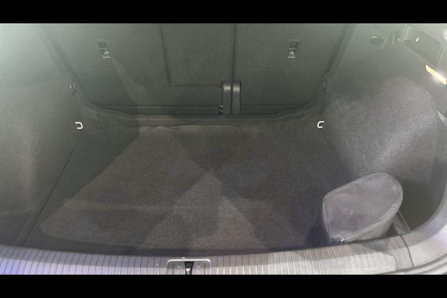 Volkswagen Tiguan 1.5 TSI 150pk DSG R-Line Business+ | Panoramadak | Trekhaak | Stoelverwarming | Keyless