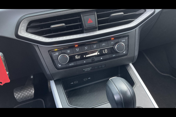Seat Arona 1.0 TSI 110pk DSG Style Business Intense Stoelverwarming | Clima | Pdc | Navigatie