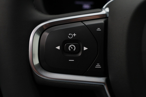 Volvo V60 2.0 B4 Core Climate Pack, ACC, Camera, Apple Carplay, Keyless, Trekhaak