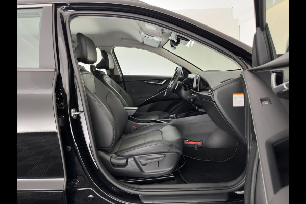Kia Niro EV DynamicLine 64.8 kWh [3-Fase-11kW] {SoH-96%} (INCL-BTW) Aut. *LEATHER-FABRIC | ADAPTIVE-CRUISE | DIGI-COCKPIT | KEYLESS | CAMERA | DAB | COMFORTSEATS | SHIFTPADDLES | ECC | PDC | CARPLAY | AMBIENT-LIGHT | 17''ALU*