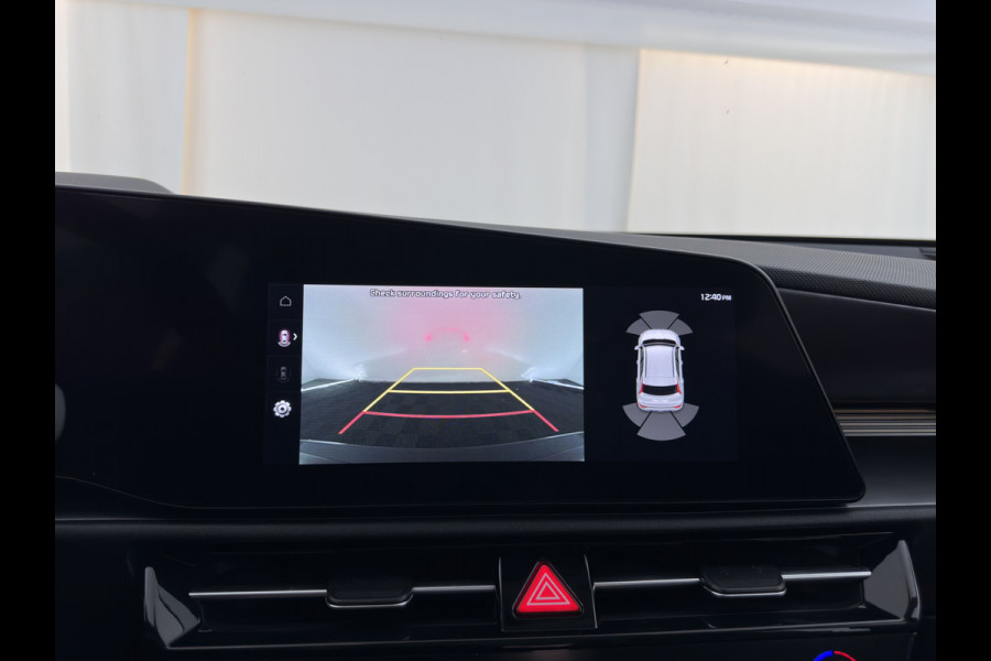 Kia Niro EV DynamicLine 64.8 kWh [3-Fase-11kW] {SoH-96%} (INCL-BTW) Aut. *LEATHER-FABRIC | ADAPTIVE-CRUISE | DIGI-COCKPIT | KEYLESS | CAMERA | DAB | COMFORTSEATS | SHIFTPADDLES | ECC | PDC | CARPLAY | AMBIENT-LIGHT | 17''ALU*