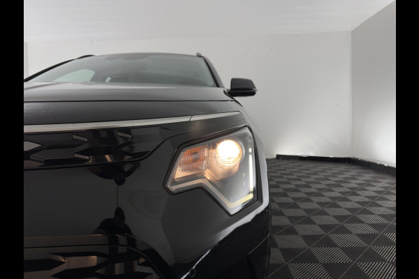 Kia Niro EV DynamicLine 64.8 kWh [3-Fase-11kW] {SoH-96%} (INCL-BTW) Aut. *LEATHER-FABRIC | ADAPTIVE-CRUISE | DIGI-COCKPIT | KEYLESS | CAMERA | DAB | COMFORTSEATS | SHIFTPADDLES | ECC | PDC | CARPLAY | AMBIENT-LIGHT | 17''ALU*