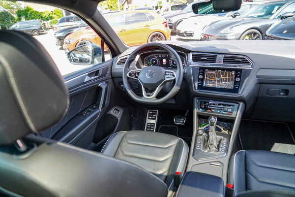Volkswagen Tiguan 1.4 TSI eHybrid R-Line Business+ | 360 Camera | Memory | Lane Assist | Digitaal dashboard