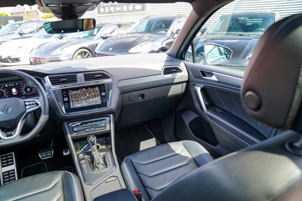 Volkswagen Tiguan 1.4 TSI eHybrid R-Line Business+ | 360 Camera | Memory | Lane Assist | Digitaal dashboard