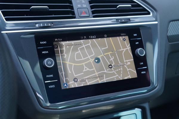 Volkswagen Tiguan 1.4 TSI eHybrid R-Line Business+ | 360 Camera | Memory | Lane Assist | Digitaal dashboard