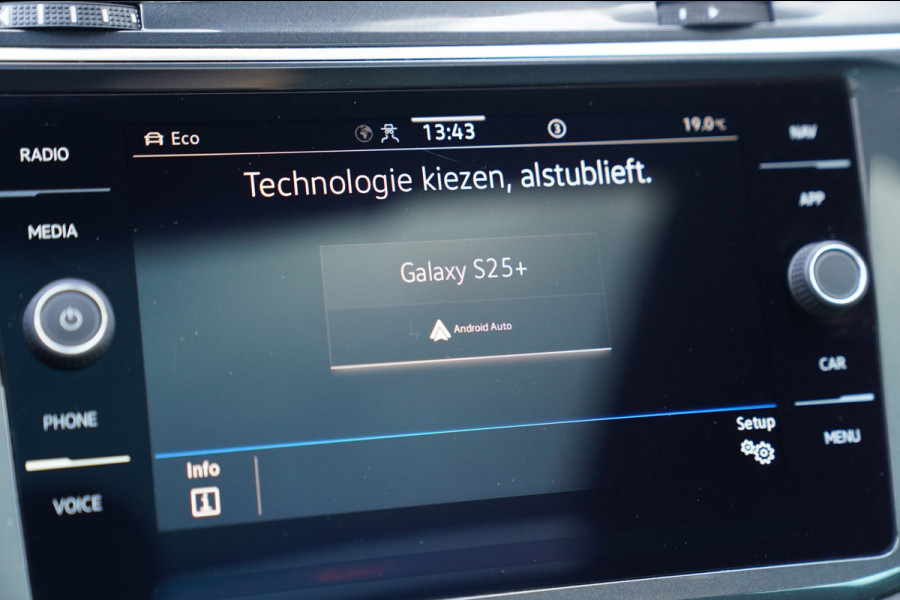 Volkswagen Tiguan 1.4 TSI eHybrid R-Line Business+ | 360 Camera | Memory | Lane Assist | Digitaal dashboard