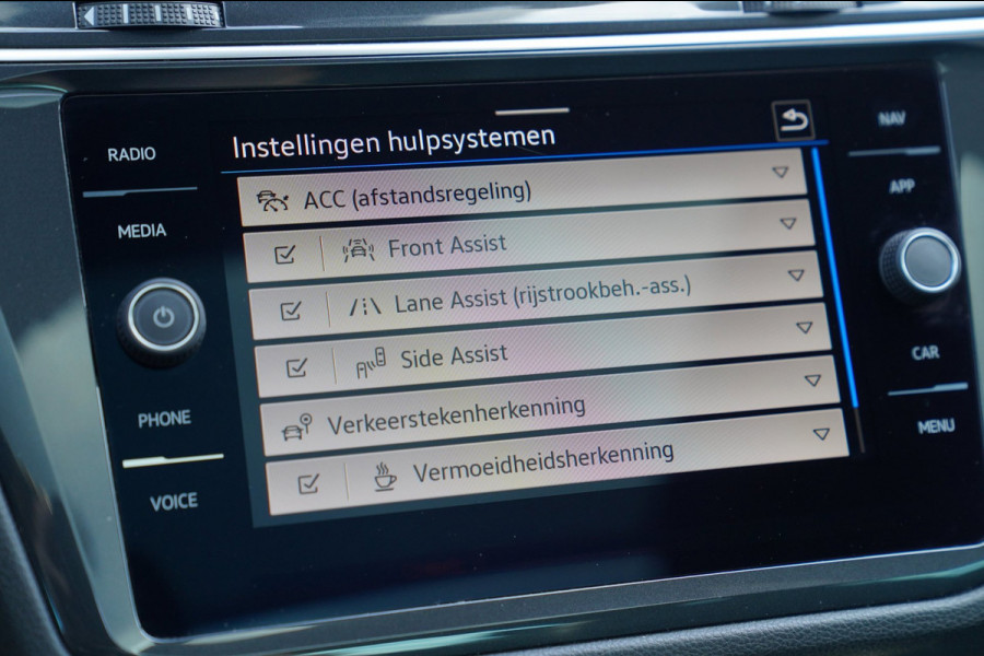 Volkswagen Tiguan 1.4 TSI eHybrid R-Line Business+ | 360 Camera | Memory | Lane Assist | Digitaal dashboard