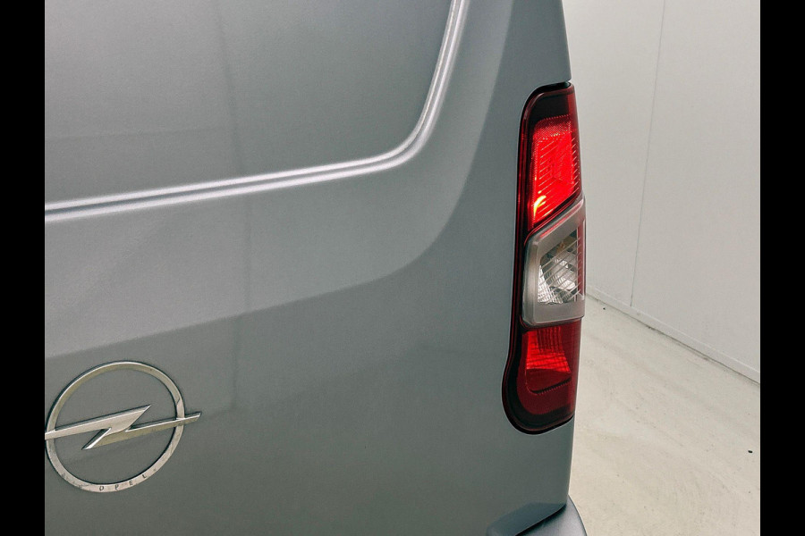 Opel Combo 1.5 BlueHDi 130PK L2 Automaat Apple Carplay / Android Auto Navigatie Trekhaak Airco Camera Cruise Control Parkeersensoren V+A DAB