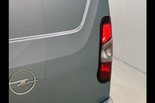 Opel Combo 1.5 BlueHDi 130PK L2 Automaat Apple Carplay / Android Auto Navigatie Trekhaak Airco Camera Cruise Control Parkeersensoren V+A DAB