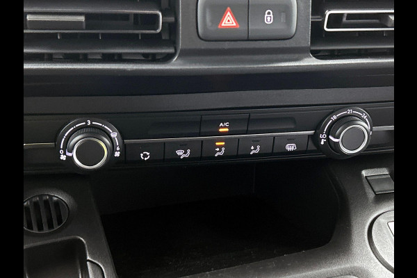 Opel Combo 1.5 BlueHDi 130PK L2 Automaat Apple Carplay / Android Auto Navigatie Trekhaak Airco Camera Cruise Control Parkeersensoren V+A DAB