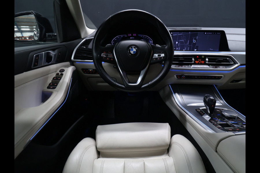 BMW X5 xDrive45e High Executive [PANORAMADAK, APPLE CARPLAY, HEAD-UP DISPLAY, ADAPTIVE CRUISE, ANDROID, TREKHAAK ELEKTRISCH, STOELVERWARMING, COMFORTSTOELEN, NIEUWSTAAT]