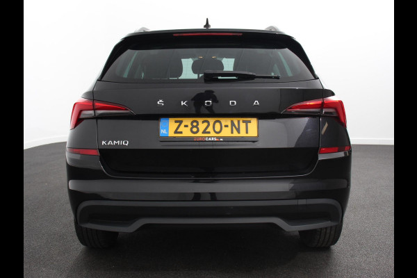Škoda Kamiq 1.0 TSI 110pk DSG Blackline Navigatie Apple Carplay/Android Auto Adaptive Cruise Control Stoelverwarming Led Climatronic