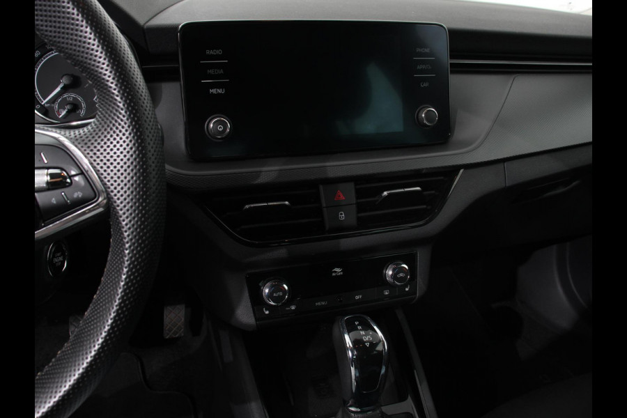 Škoda Kamiq 1.0 TSI 110pk DSG Blackline Navigatie Apple Carplay/Android Auto Adaptive Cruise Control Stoelverwarming Led Climatronic