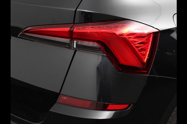 Škoda Kamiq 1.0 TSI 110pk DSG Blackline Navigatie Apple Carplay/Android Auto Adaptive Cruise Control Stoelverwarming Led Climatronic