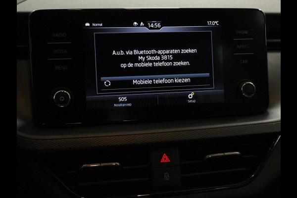 Škoda Kamiq 1.0 TSI 110pk DSG Blackline Navigatie Apple Carplay/Android Auto Adaptive Cruise Control Stoelverwarming Led Climatronic