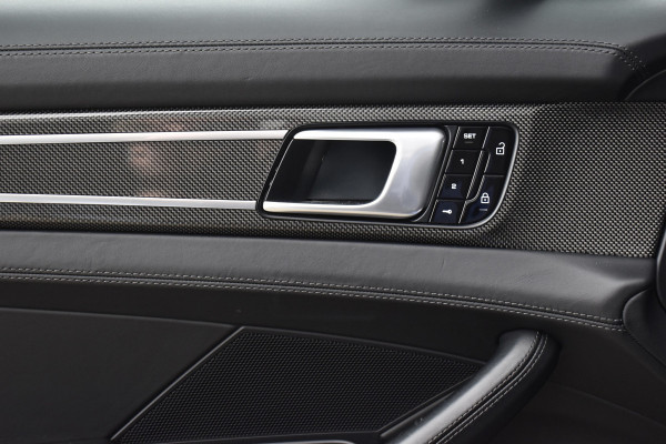 Porsche Panamera Sport Turismo 2.9 4 E-Hybrid 462pk SportDesign | Pano | ACC | 21'' Wielen | Matrix PDLS+ | Bose | Achterasbesturing | Head-Up | Stoelventilatie |