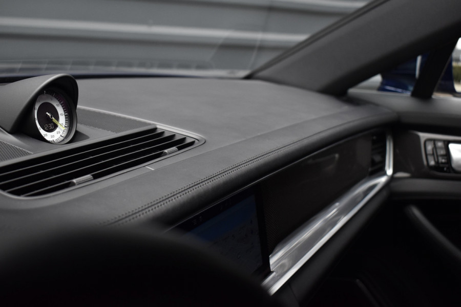 Porsche Panamera Sport Turismo 2.9 4 E-Hybrid 462pk SportDesign | Pano | ACC | 21'' Wielen | Matrix PDLS+ | Bose | Achterasbesturing | Head-Up | Stoelventilatie |