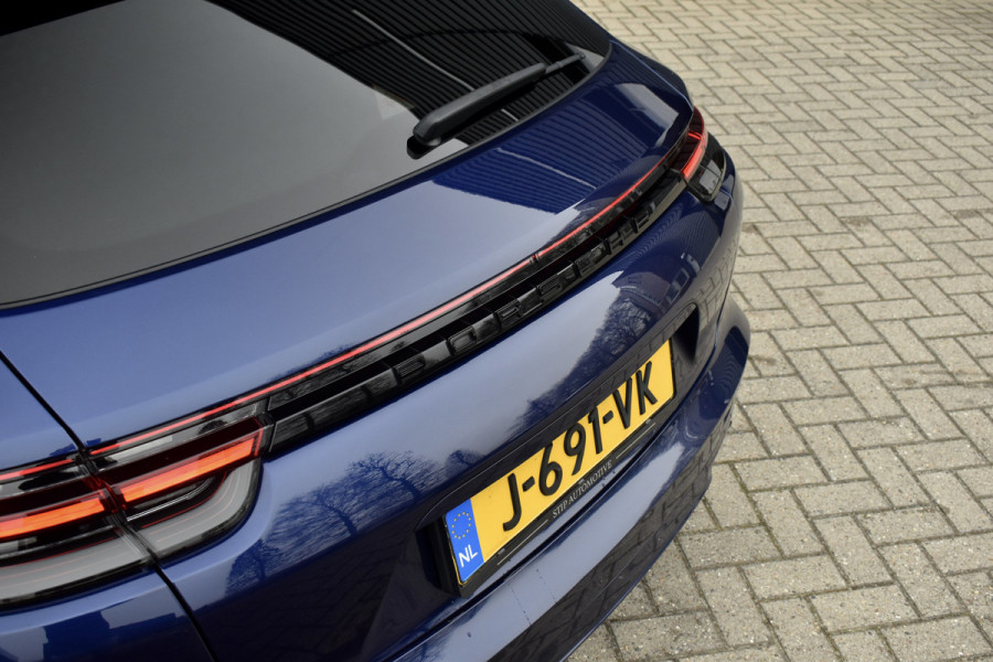 Porsche Panamera Sport Turismo 2.9 4 E-Hybrid 462pk SportDesign | Pano | ACC | 21'' Wielen | Matrix PDLS+ | Bose | Achterasbesturing | Head-Up | Stoelventilatie |