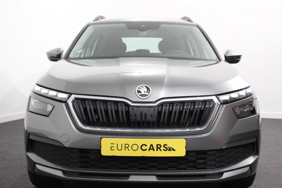 Škoda Kamiq 1.0 TSI 110 pk DSG Life Navigatie Apple Carplay/Android Auto Adaptieve Cruise Control Parkeersensor achter Verwarmde voorstoelen LED-verlichting voor Dakrail DAB