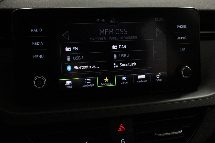 Škoda Kamiq 1.0 TSI 110 pk DSG Life Navigatie Apple Carplay/Android Auto Adaptieve Cruise Control Parkeersensor achter Verwarmde voorstoelen LED-verlichting voor Dakrail DAB