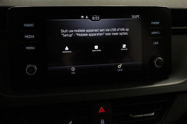Škoda Kamiq 1.0 TSI 110 pk DSG Life Navigatie Apple Carplay/Android Auto Adaptieve Cruise Control Parkeersensor achter Verwarmde voorstoelen LED-verlichting voor Dakrail DAB