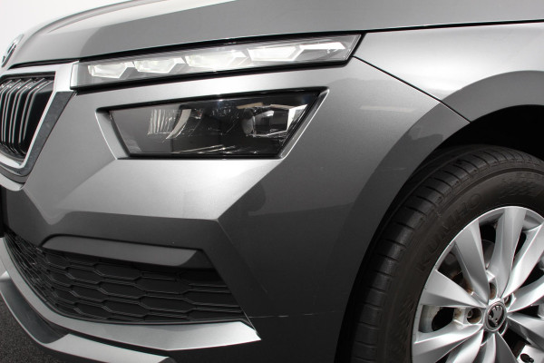 Škoda Kamiq 1.0 TSI 110 pk DSG Life Navigatie Apple Carplay/Android Auto Adaptieve Cruise Control Parkeersensor achter Verwarmde voorstoelen LED-verlichting voor Dakrail DAB