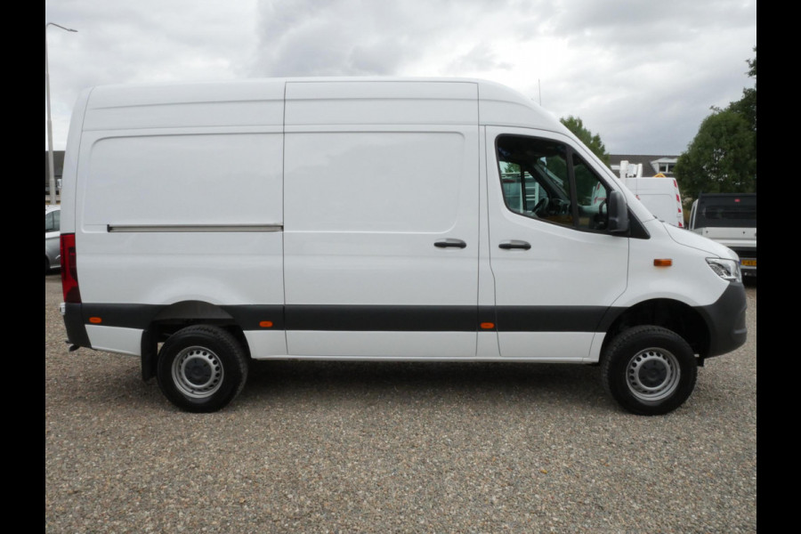 Mercedes-Benz Sprinter 319 CDI 190PK 4x4 L2H2 Automaat Airco Camera