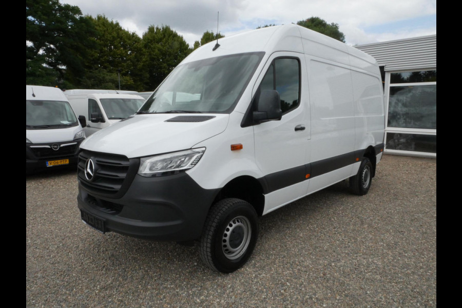 Mercedes-Benz Sprinter 319 CDI 190PK 4x4 L2H2 Automaat Airco Camera