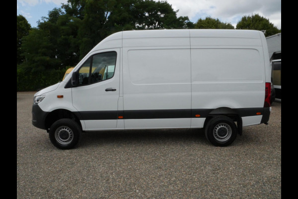 Mercedes-Benz Sprinter 319 CDI 190PK 4x4 L2H2 Automaat Airco Camera