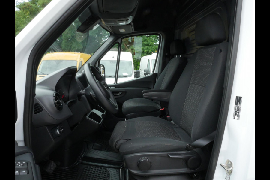 Mercedes-Benz Sprinter 319 CDI 190PK 4x4 L2H2 Automaat Airco Camera
