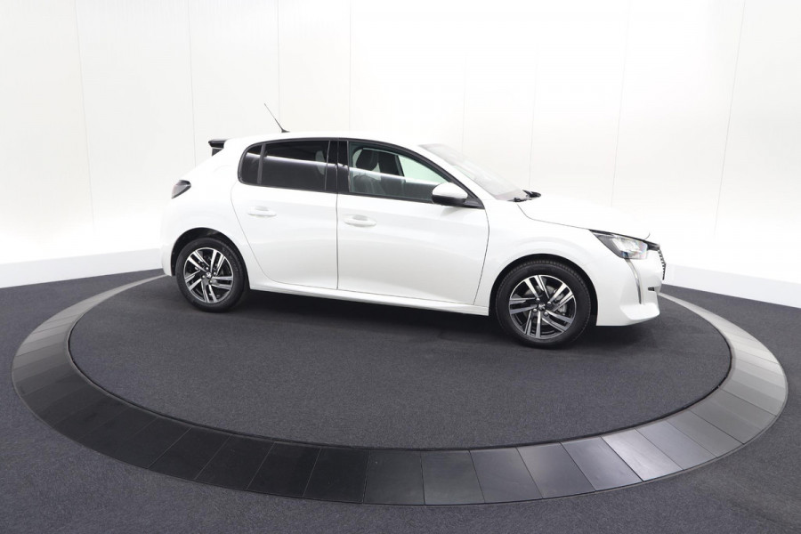 Peugeot 208 PureTech 130 EAT8 Allure Pack | Adaptieve Cruise Control | Navigatie | Camera | Parkeersensoren