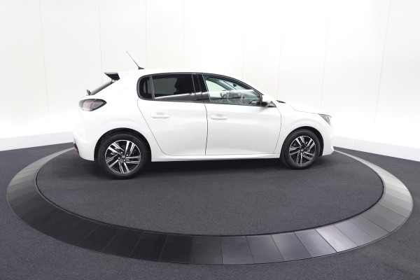 Peugeot 208 PureTech 130 EAT8 Allure Pack | Adaptieve Cruise Control | Navigatie | Camera | Parkeersensoren