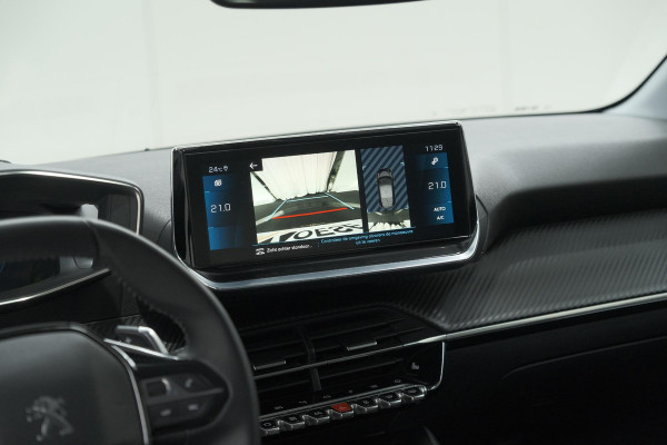 Peugeot 208 PureTech 130 EAT8 Allure Pack | Adaptieve Cruise Control | Navigatie | Camera | Parkeersensoren