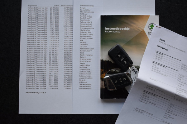 Škoda Kodiaq 1.5 TSI Sportline 7p. | PANORAMADAK | TREKHAAK | NAP | CANTON | STOELVERWARMING | DEALER ONDERHOUDEN