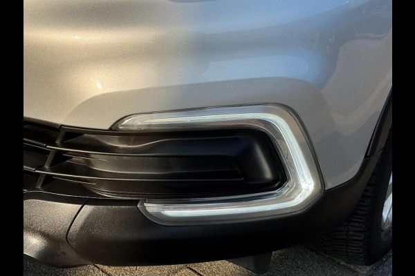 Renault Captur 0.9 TCe Limited - Navigatie I Airco I PDC I Cruise control I Sport velgen I LED I Dealer onderhouden