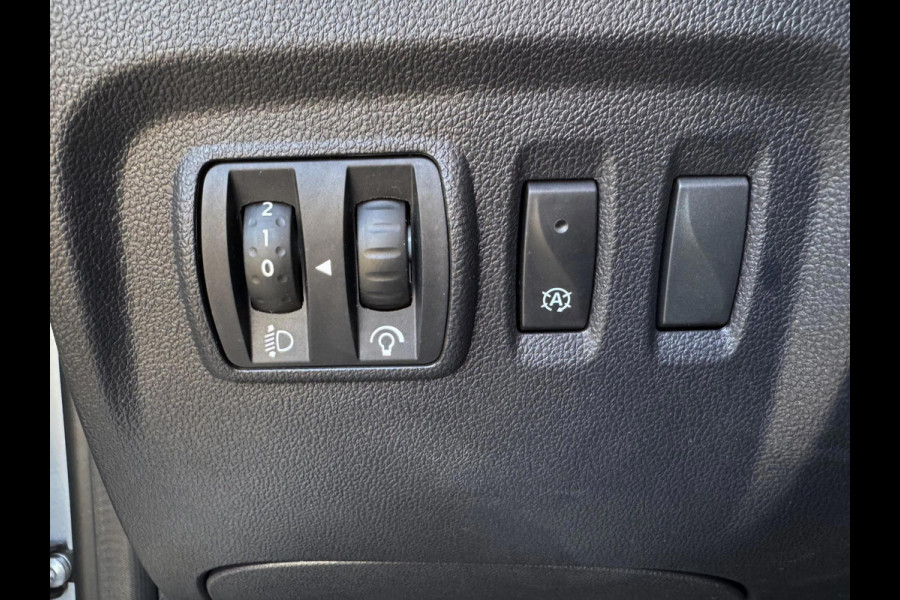 Renault Captur 0.9 TCe Limited - Navigatie I Airco I PDC I Cruise control I Sport velgen I LED I Dealer onderhouden