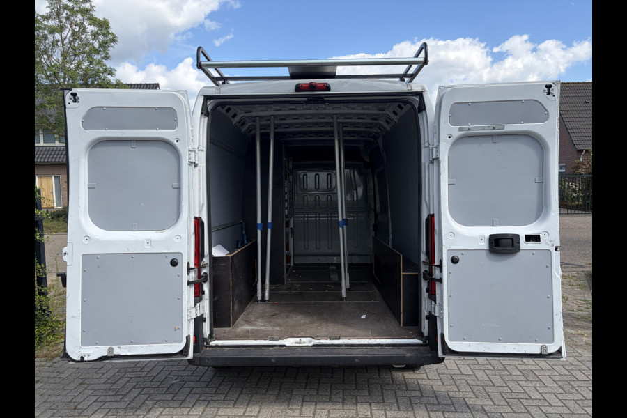 Citroën Jumper 2.2 BlueHDi 140PK L3H2 3.3t ✓ 3-zits ✓imperiaal ✓camera ✓navigatie ✓clima