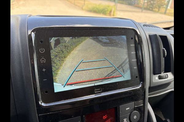 Citroën Jumper 2.2 BlueHDi 140PK L3H2 3.3t ✓ 3-zits ✓imperiaal ✓camera ✓navigatie ✓clima
