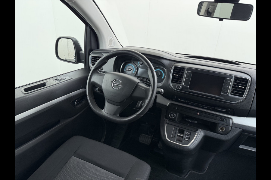 Opel Vivaro -e Zafira Life e Vivaro Combi Electric Zafira Electric L3 8-Personen L3 75 kWh Camera Apple Carplay Android Dual-ECC PDC-a+v Stoelv bordherkenning Cruise Control Led Keyless Priv.Glass Led Licht+Zichtpakket Spoorassist Dubbele Schuifdeur  Lengte 3 Grootste Accu-pakket 1.000kg Trekvermogen  € 67.000 nieuw !