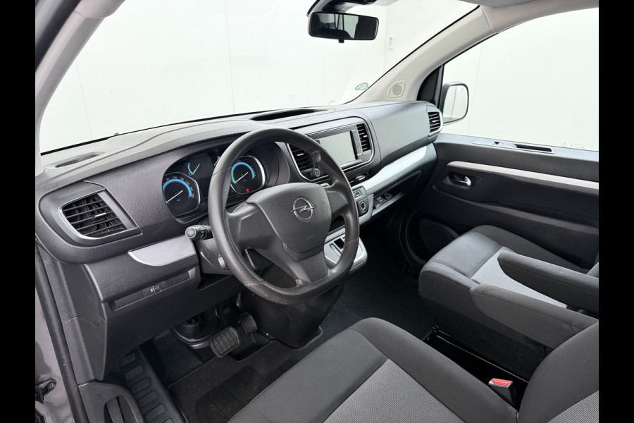 Opel Vivaro -e Zafira Life e Vivaro Combi Electric Zafira Electric L3 8-Personen L3 75 kWh Camera Apple Carplay Android Dual-ECC PDC-a+v Stoelv bordherkenning Cruise Control Led Keyless Priv.Glass Led Licht+Zichtpakket Spoorassist Dubbele Schuifdeur  Lengte 3 Grootste Accu-pakket 1.000kg Trekvermogen  € 67.000 nieuw !