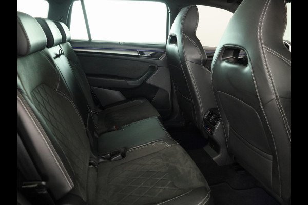 Škoda Kodiaq 1.5 TSI Business Edition Plus 7 persoons 150pk | Panoramadak | Trekhaak | Verwarmbare voorstoelen | Parkeercamera