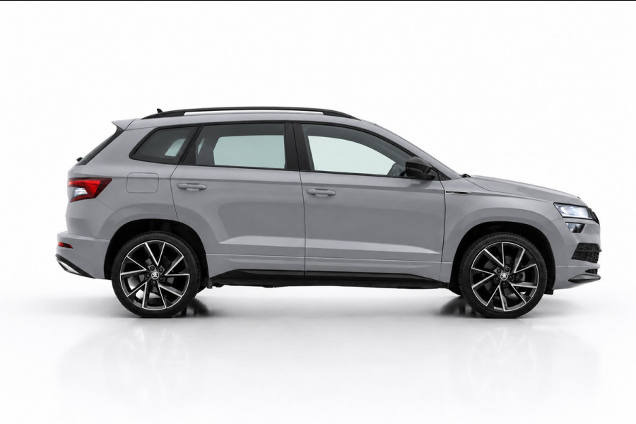 Škoda Karoq 1.5 TSI ACT Sportline | TREKHAAK | STEEL GREY | ADAPTIEVE CRUISE CONTROLE | CAMERA | NAP | STOELVERWARMING | CANTON